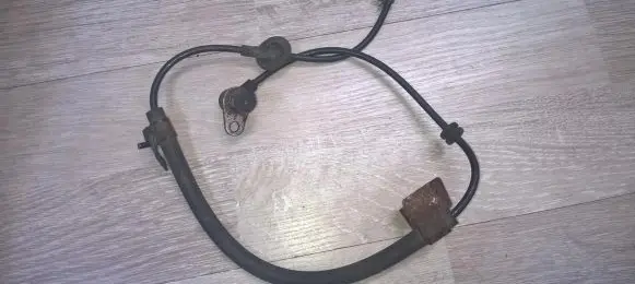 Nissan Almera ABS brake wheel speed sensor 479104u100 47910-4u100