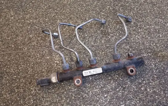 Peugeot 207 Fuel main line pipe 9685297580