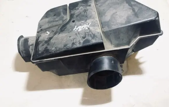 Intake resonator