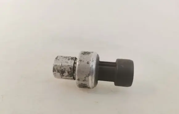 Renault Trafic II (X83) Air conditioning (A/C) pressure sensor 7700417506