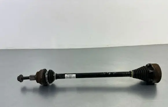 Volkswagen PASSAT B8 Rear driveshaft 3Q0501204D