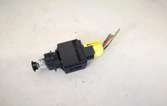 Volvo S70 V70 V70 XC Brake pedal sensor switch 9128577 8622023
