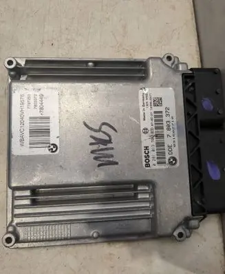 BMW 3 E90 E91 Engine control unit/module 7803372 0281013502 1039S16471