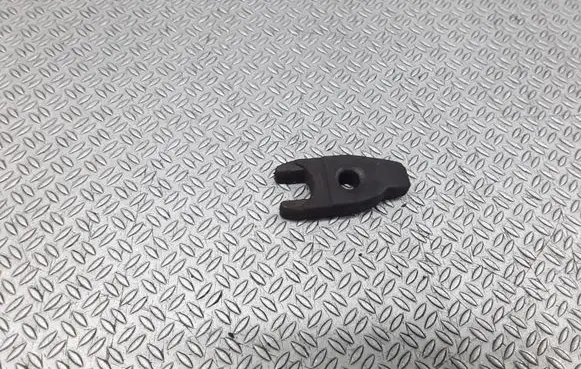 Peugeot 206 Fuel Injector clamp holder