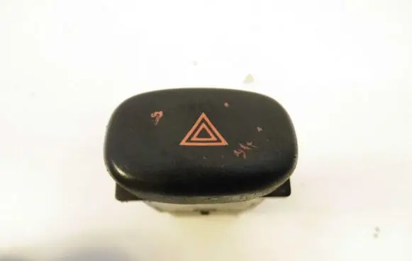 Hyundai Accent Hazard light switch