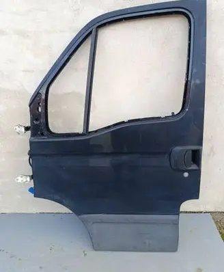 Iveco Daily 6th gen Front door
