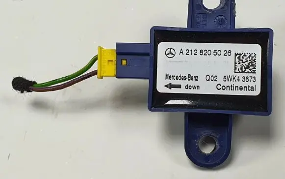 Mercedes-Benz E W212 Airbag deployment crash/impact sensor A2128205026
