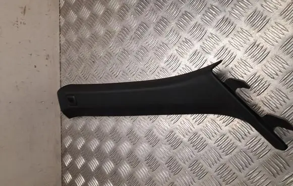 BMW 4 G22 G23 G24 G26 (A) pillar trim 7490352