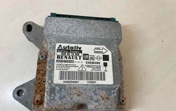 Opel Vivaro Airbag control unit/module 8200469203 93856086