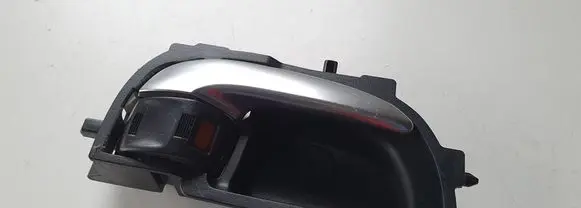 Toyota Auris E180 Rear door interior handle