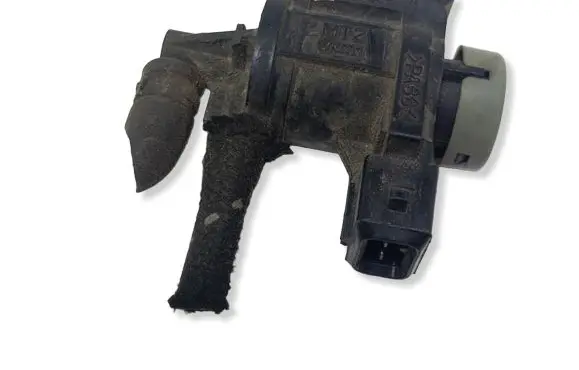Volkswagen Polo III 6N 6N2 6NF Turbo solenoid valve 1J0906283A