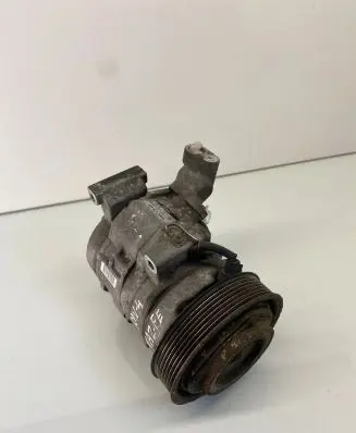Toyota RAV 4 (XA20) Air conditioning (A/C) compressor (pump) 4472203934 10S15C