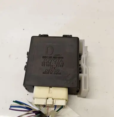 Toyota RAV 4 (XA40) Door control unit/module 8597042010 0515004280