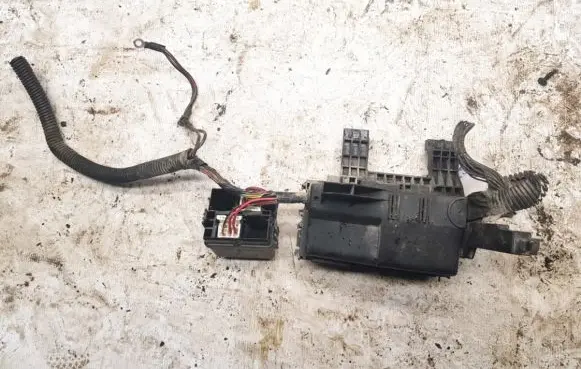Nissan Primera Fuse box set
