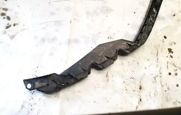 Skoda Octavia Mk2 (1Z) Front bumper mounting bracket 1z0807183b