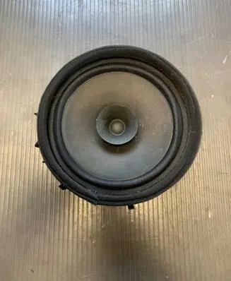 Mitsubishi Outlander Front door speaker 8720A166