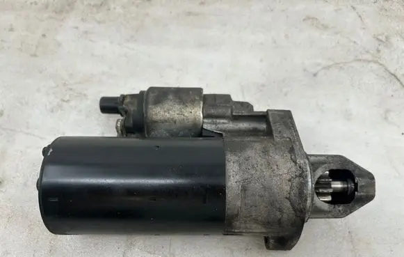 Mercedes-Benz E C207 W207 Starter motor 0001115070 A0061516101