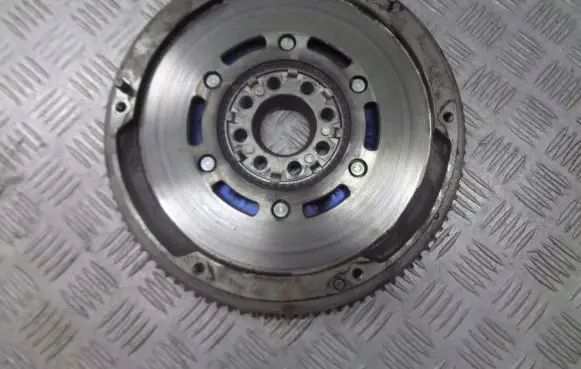 Toyota Avensis T220 Flywheel