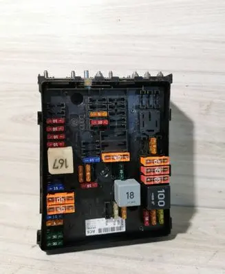 Volkswagen Eos Fuse module 1K0937124K 014189861