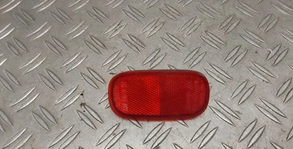 Toyota RAV 4 (XA20) Rear tail light reflector 
