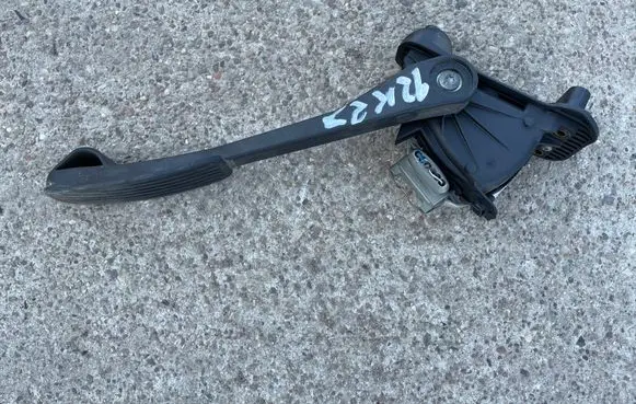 Volvo S80 Accelerator throttle pedal