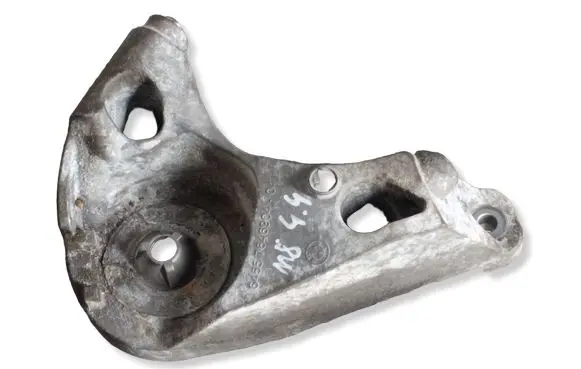 BMW M8 F91 F92 G14 G15 A/C compressor mount bracket 7646904