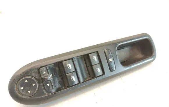 Peugeot 407 Electric window control switch 96468704XT 007381350 6554ER