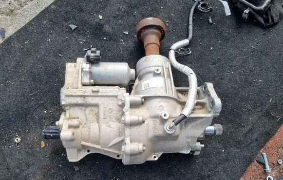 Ford Kuga III Gearbox transfer box case LX67-7L486-AF