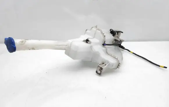 KIA Sportage Windshield washer fluid reservoir/tank 98610-3W500