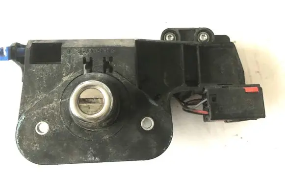 Opel Meriva A Tailgate exterior lock 09183495