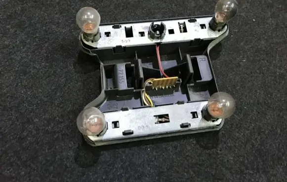 Ford Scorpio Tail light bulb cover holder 85gg13n004aa