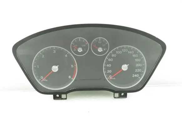 Ford Focus Speedometer (instrument cluster) 7M5T10849GB