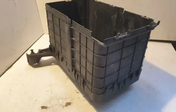 Volkswagen Touran I Battery box tray 1K0915335B