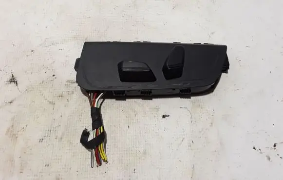 BMW 5 F10 F11 Seat control switch 9299229