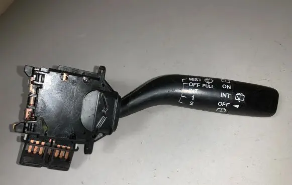 Mazda 323 Wiper control stalk 17B122