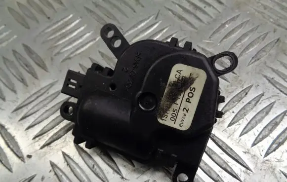 Ford Mondeo Mk III A/C air flow flap actuator/motor 1S7H-19B634-CA