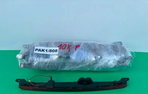 Mercedes-Benz GLA W156 Third/center stoplight A1569069600