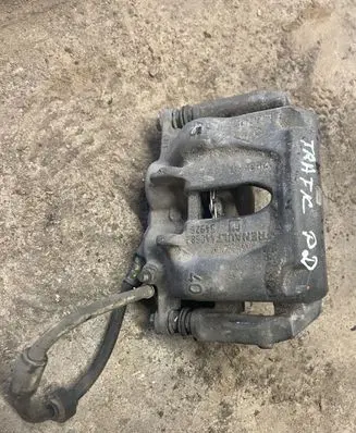 Renault Trafic II (X83) Front brake caliper