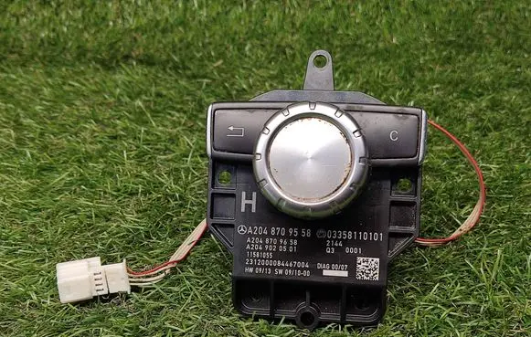 Mercedes-Benz C W204 Multifunctional control switch/knob A2048709558 A2049020501
