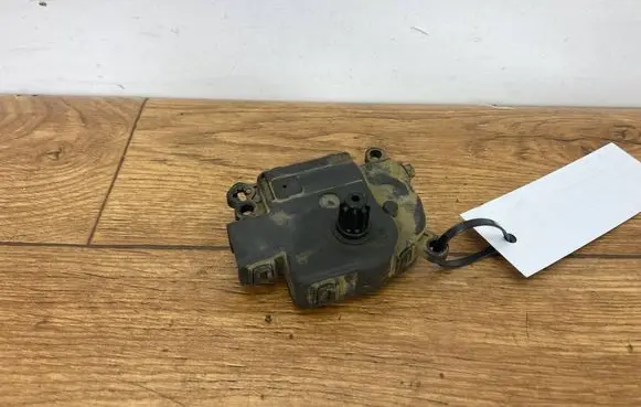 Ford F150 Air flap motor/actuator FL3H19E616BAPIN FL3H19E616BA