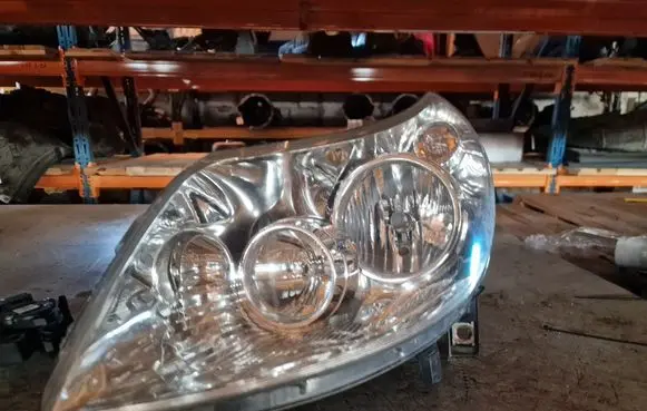 Headlight/headlamp