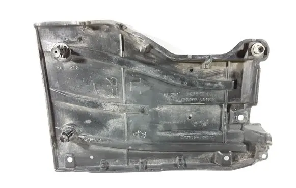 Toyota Prius+ (ZVW40) Center/middle under tray cover 5816647020 5816612020