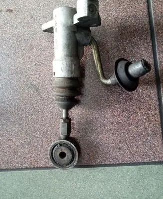 Audi A4 S4 B5 8D Clutch master cylinder 8D1721401