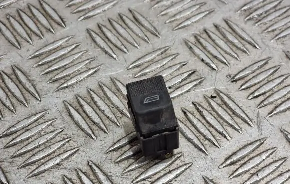 Audi A4 S4 B5 8D Electric window control switch 4D0959855