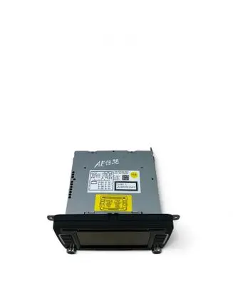Radio/CD/DVD/GPS head unit