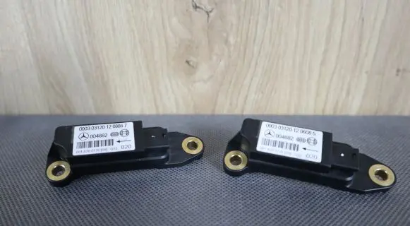 Mercedes-Benz SLK R170 Airbag deployment crash/impact sensor 0018200726 A0018200726