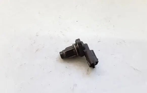 KIA Sorento Camshaft position sensor 393002F000 9024040004
