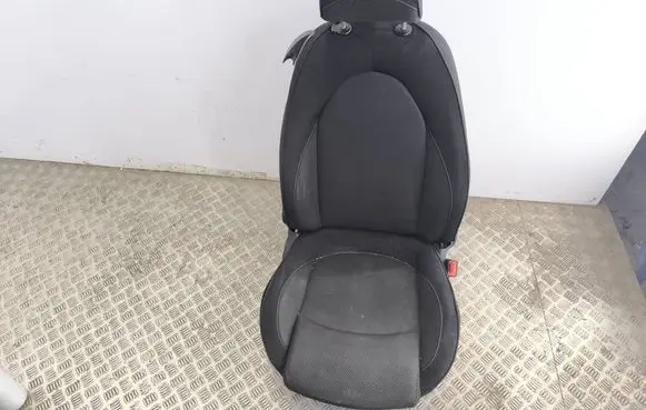 Alfa Romeo Mito Front passenger seat 