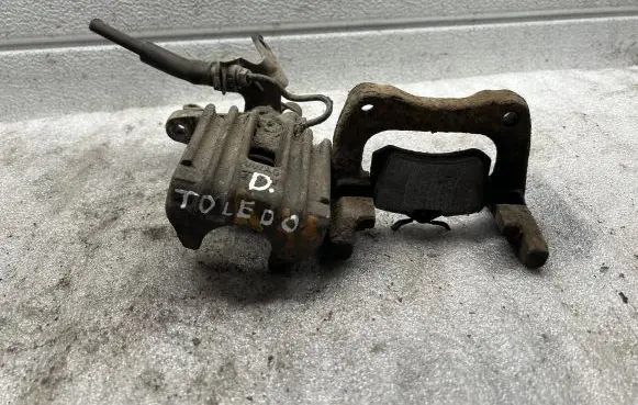 Seat Toledo III (5P) Front brake caliper