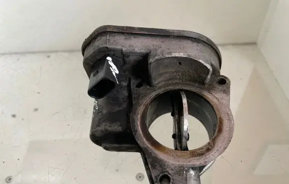 Audi A8 S8 D3 4E Throttle valve 057128063 0097